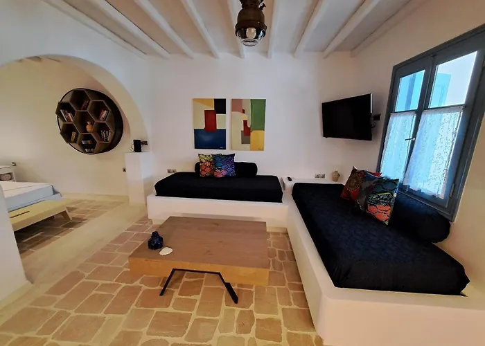 Kalypso Pool At Holiday home Ornos (Mykonos)